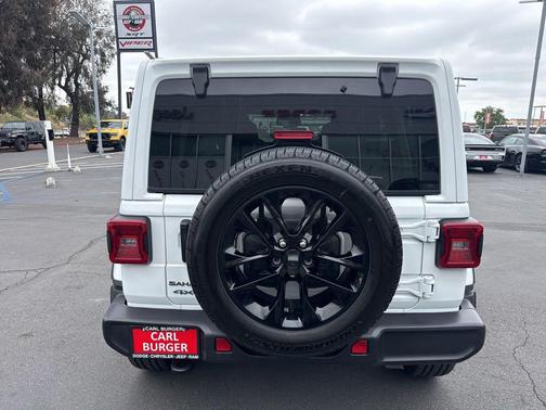 Bright White 2025 Jeep Wrangler 4xe Sahara