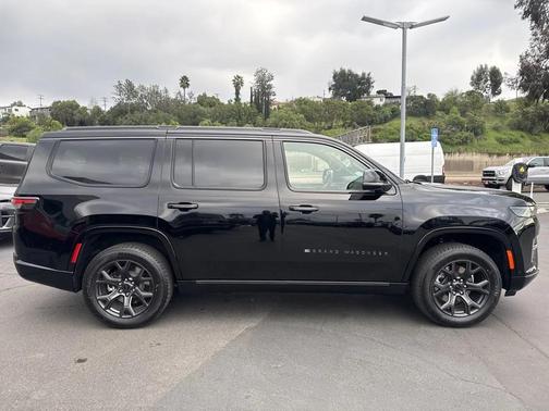 2026 Jeep Grand Wagoneer Limited Altitude 4x4