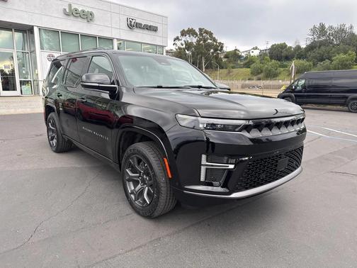 2026 Jeep Grand Wagoneer Limited Altitude 4x4