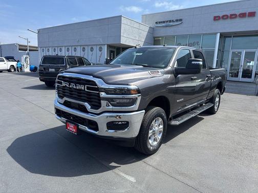 Granite Crystal 2025 RAM 2500 Big Horn Crew Cab 4x4 6'4' Box