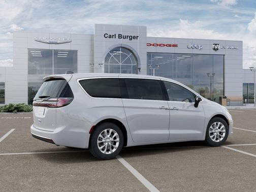 2026 Chrysler Pacifica L