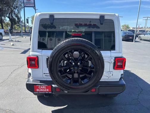 2025 Jeep Wrangler 4xe Sahara