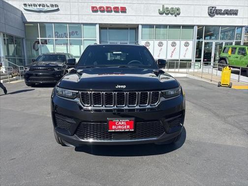 2024 Jeep Grand Cherokee Laredo