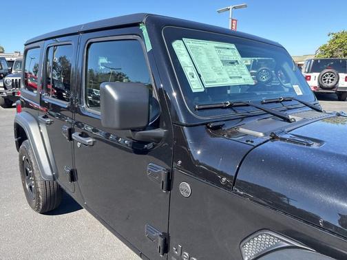 2025 Jeep Wrangler Sport