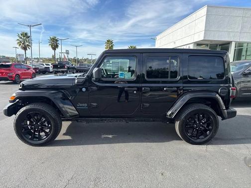2025 Jeep Wrangler 4xe Sahara