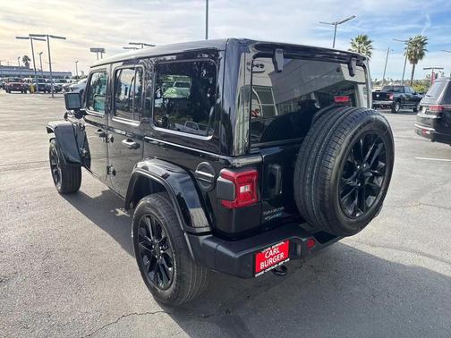 2025 Jeep Wrangler 4xe Sahara
