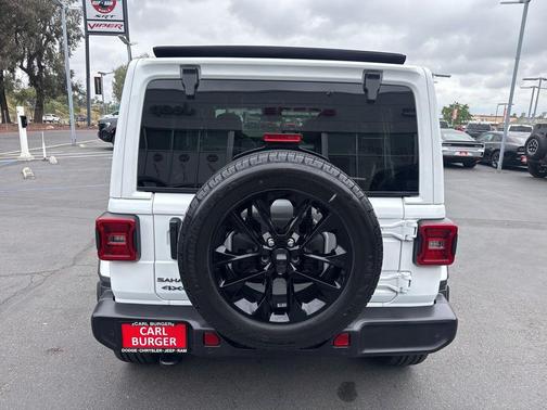 2025 Jeep Wrangler 4xe Sahara