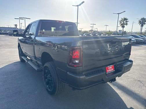 Crystal Metallic 2025 RAM 2500 Big Horn Crew Cab 4x4 6'4' Box
