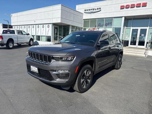 2022 Jeep Grand Cherokee 4xe Base