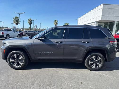 2022 Jeep Grand Cherokee 4xe Base