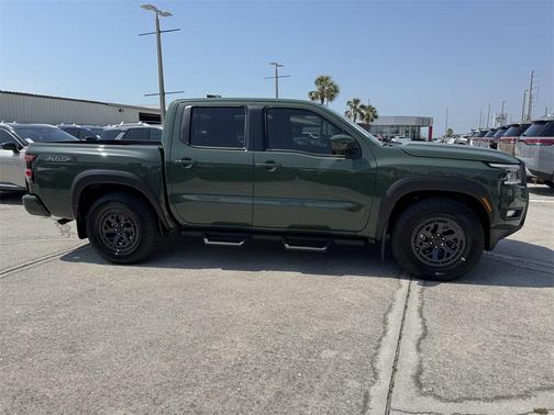 2025 Nissan Frontier PRO-X