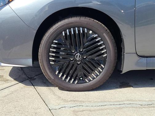 2025 Nissan Leaf SV PLUS