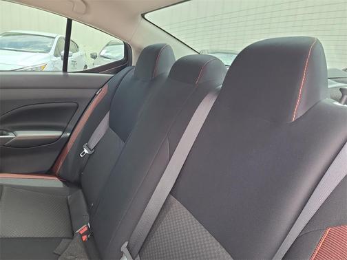 2025 Nissan Versa 1.6 SR