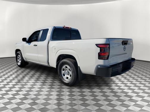 2025 Nissan Frontier S