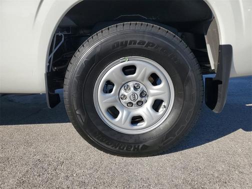 2025 Nissan Frontier S