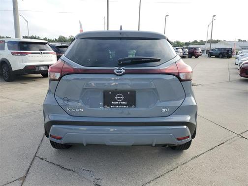 2023 Nissan Kicks SV