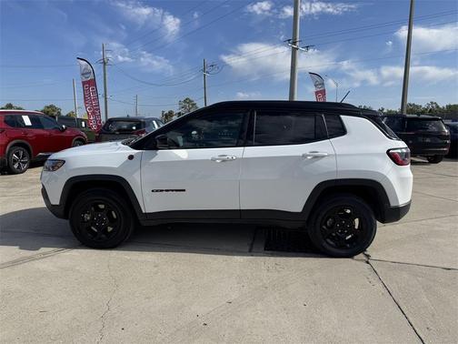 2023 Jeep Compass Trailhawk