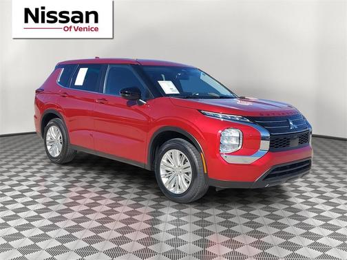 2024 Mitsubishi Outlander ES