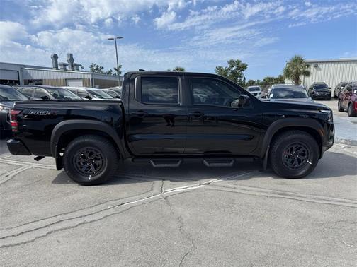 2025 Nissan Frontier PRO-X