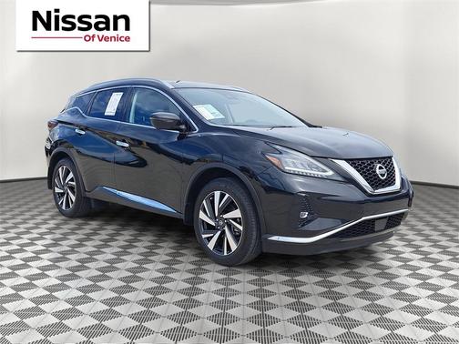 2022 Nissan Murano SL