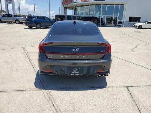 2020 Hyundai SONATA SEL Plus