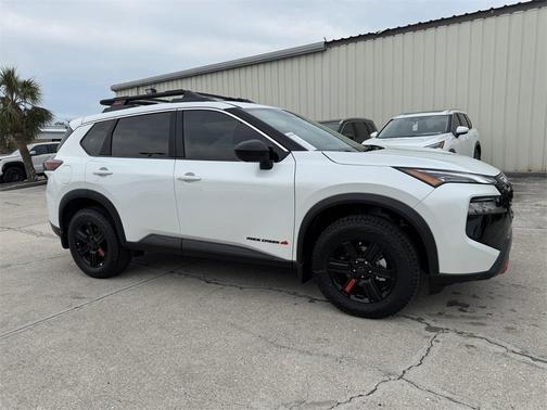 2025 Nissan Rogue Rock Creek