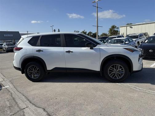 2025 Nissan Rogue S
