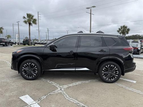 2025 Nissan Rogue Platinum