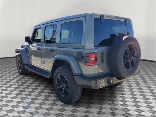 2021 Jeep Wrangler Unlimited Sahara Altitude
