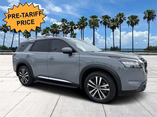 2025 Nissan Pathfinder Platinum