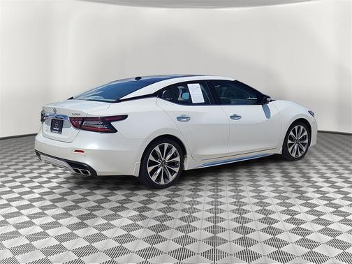 2023 Nissan Maxima Platinum