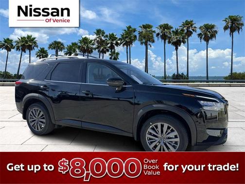 2025 Nissan Pathfinder SL