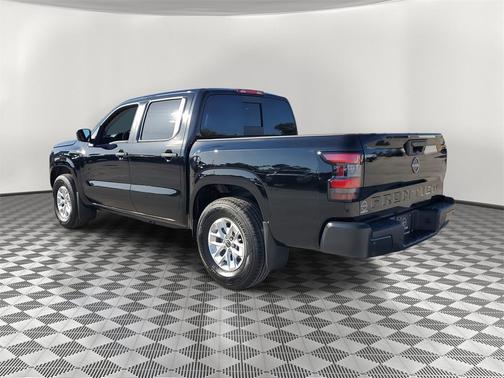 2025 Nissan Frontier S