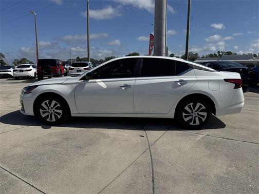 2025 Nissan Altima S