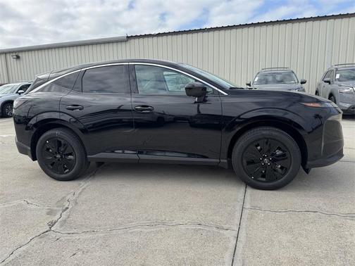 2025 Nissan Murano SV