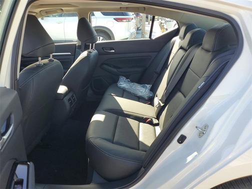 2025 Nissan Altima SL