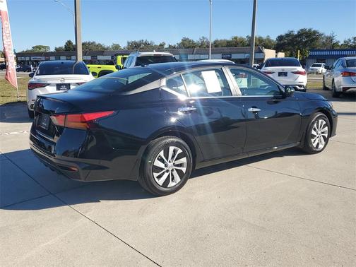 2025 Nissan Altima S