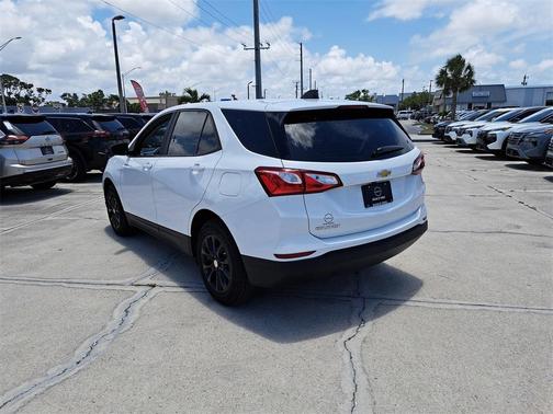 2021 Chevrolet Equinox LS