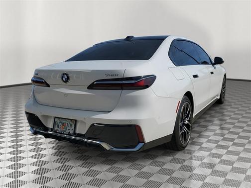 2024 BMW 740 i xDrive