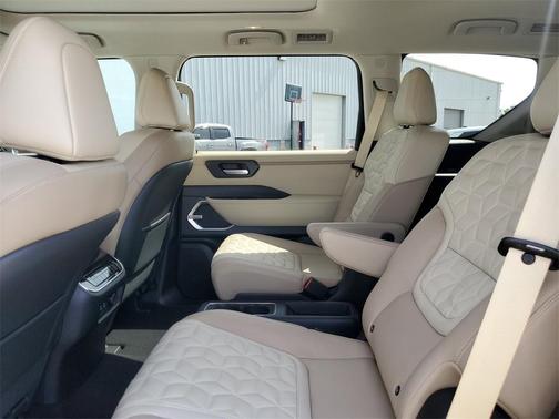 2025 Nissan Armada Platinum Reserve