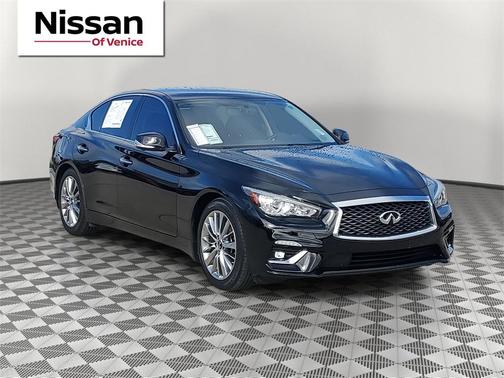 2022 INFINITI Q50 LUXE