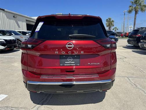 2025 Nissan Rogue Platinum