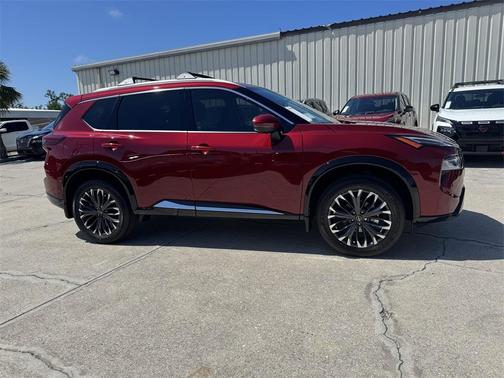 2025 Nissan Rogue Platinum