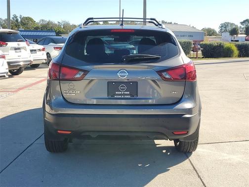 2017 Nissan Rogue Sport SL