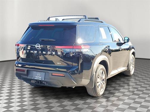2023 Nissan Pathfinder SV