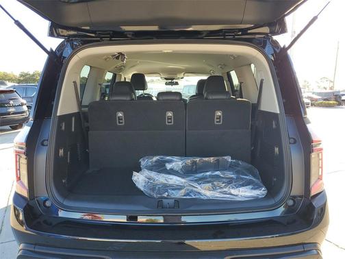 2026 Nissan Armada SV