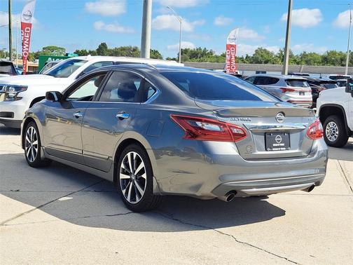 2017 Nissan Altima 2.5 SR