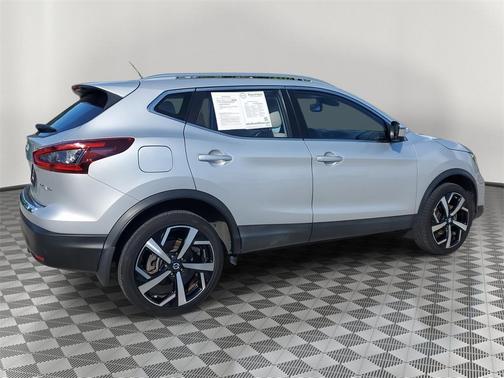 2020 Nissan Rogue Sport SL