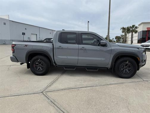 2025 Nissan Frontier PRO-X