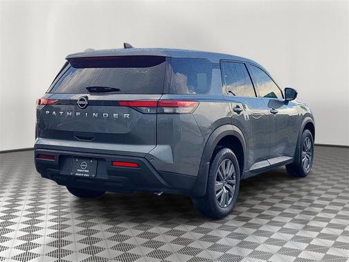 2025 Nissan Pathfinder S